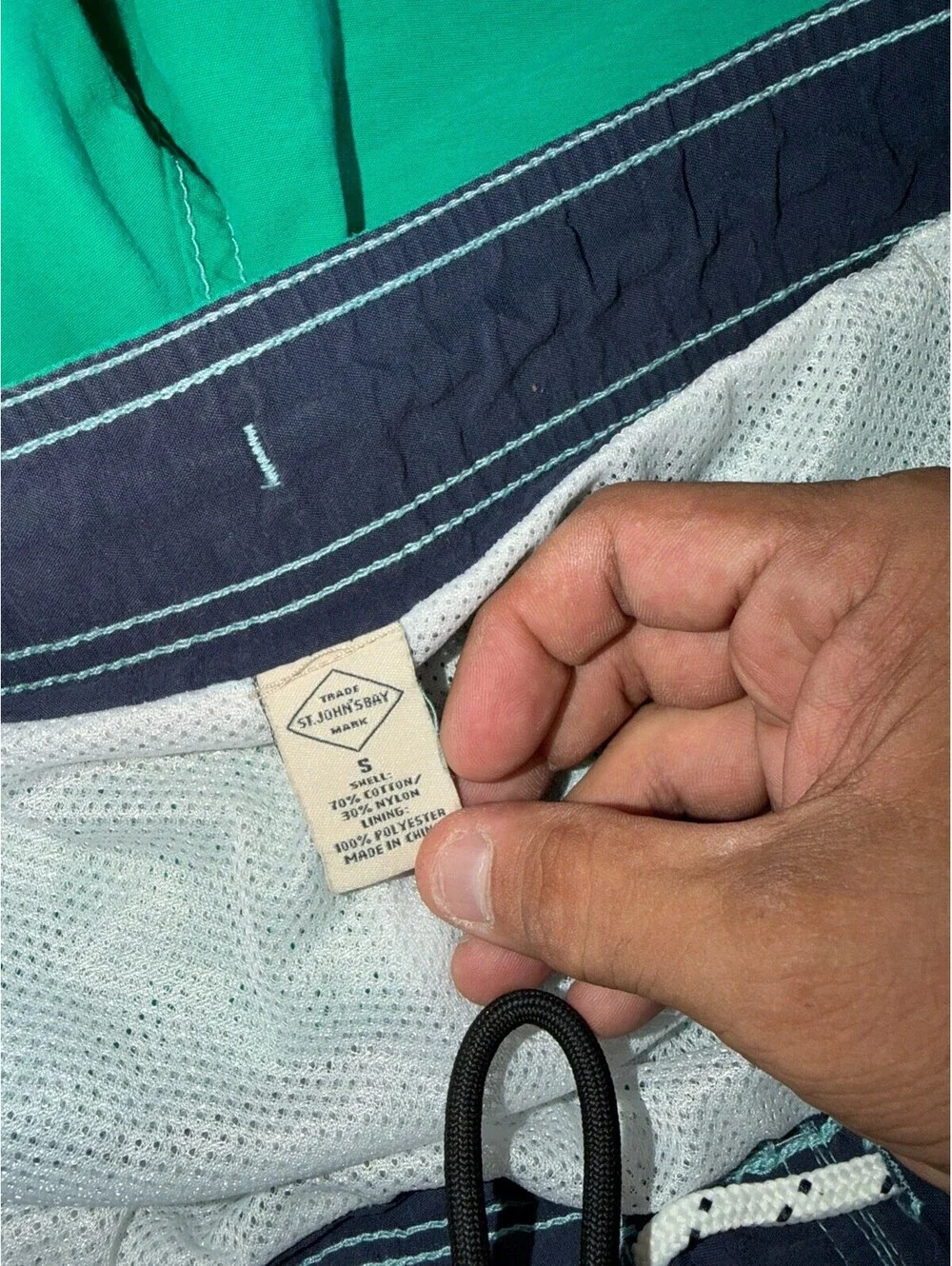 St Johns Bay Swim Trunks Mens Small Green Board Shorts Cargo Pocket Mesh Lining